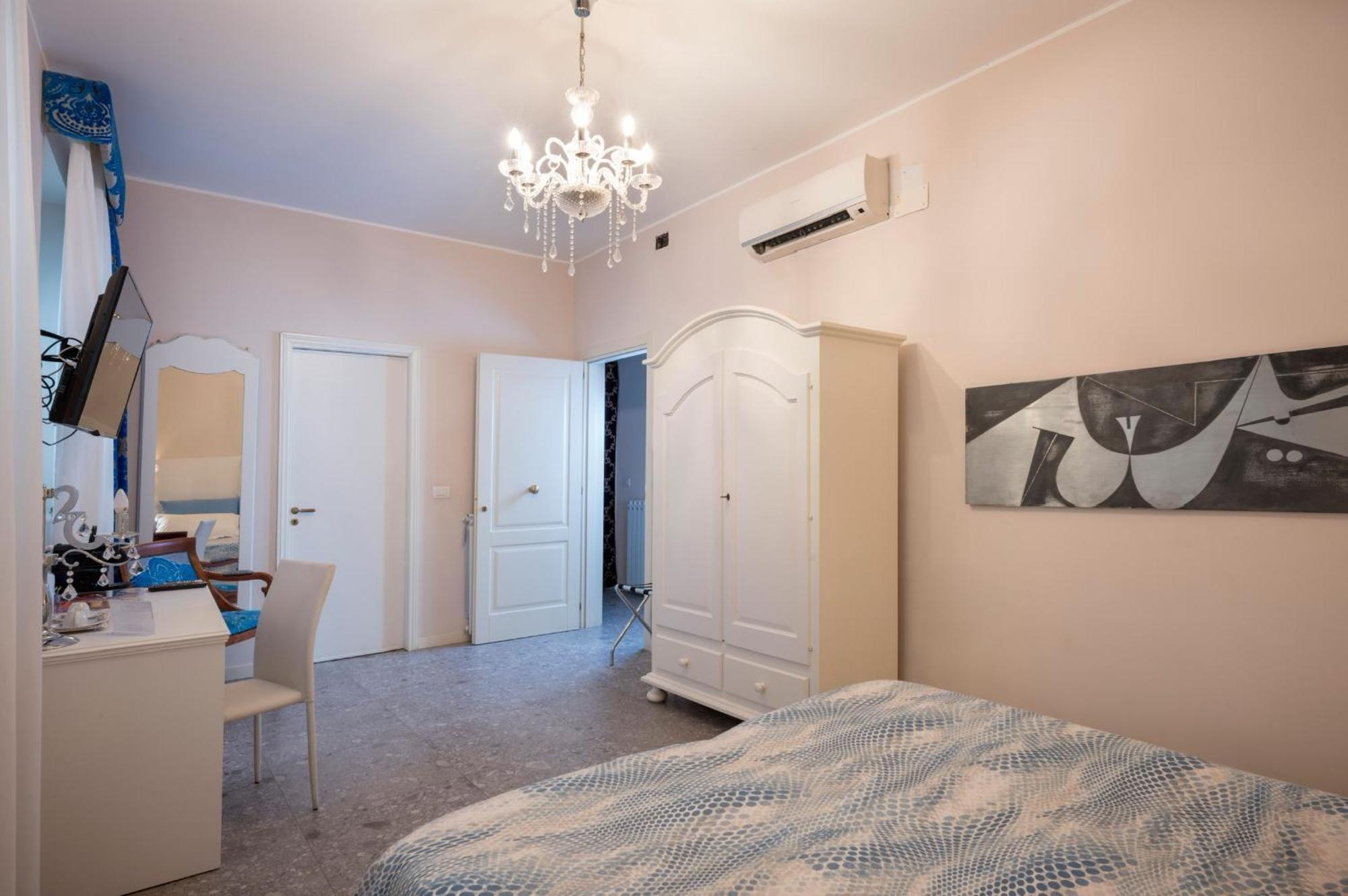 טאורמינה Porta Di Mezzo Luxury Suites & Rooms מראה חיצוני תמונה