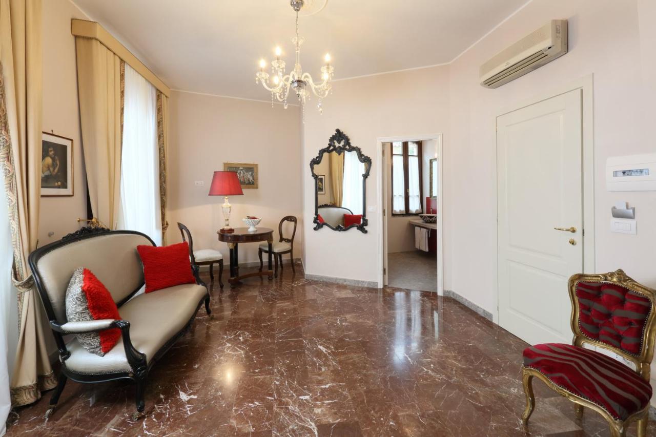 טאורמינה Porta Di Mezzo Luxury Suites & Rooms מראה חיצוני תמונה