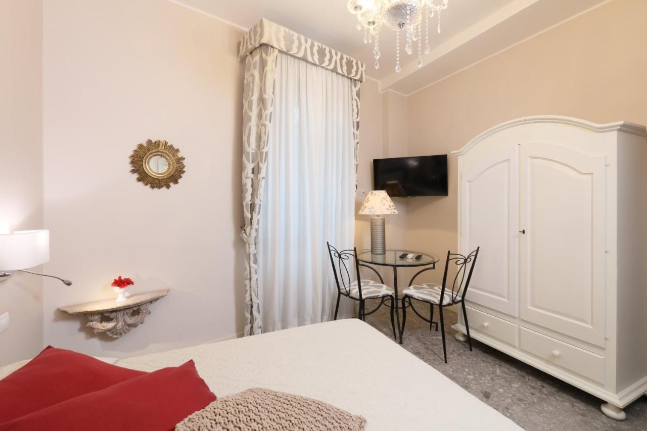 טאורמינה Porta Di Mezzo Luxury Suites & Rooms מראה חיצוני תמונה