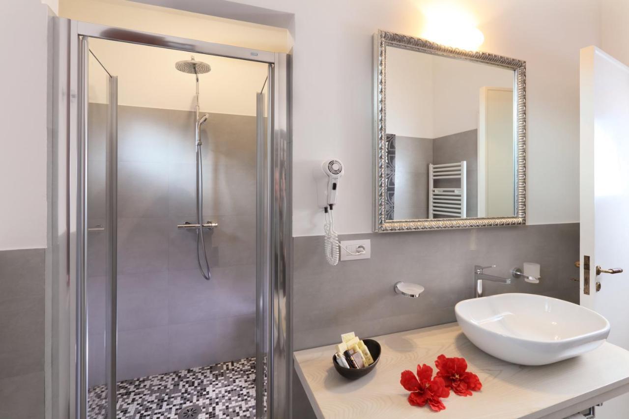 טאורמינה Porta Di Mezzo Luxury Suites & Rooms מראה חיצוני תמונה