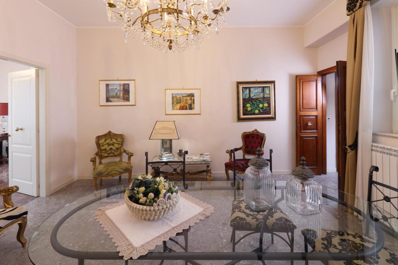 טאורמינה Porta Di Mezzo Luxury Suites & Rooms מראה חיצוני תמונה